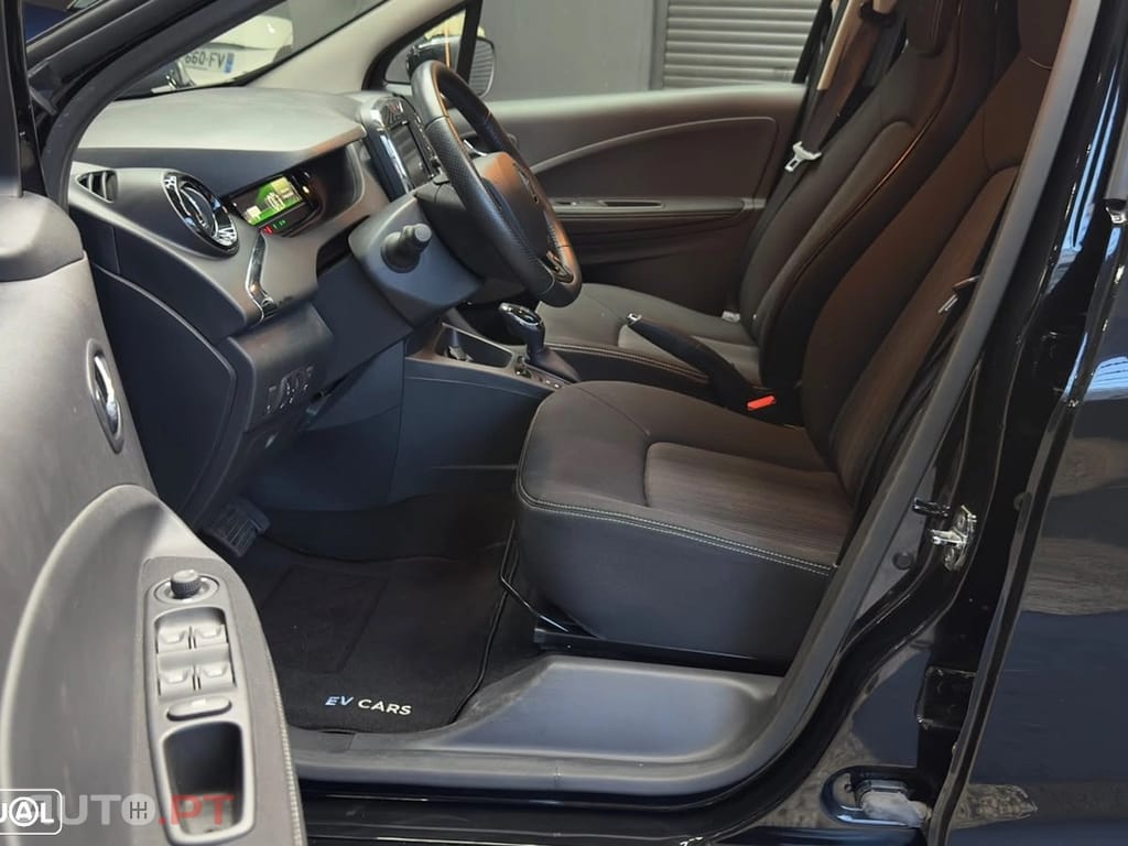 Renault Zoe (c/ Bateria) EV 50 110hp Equilibre