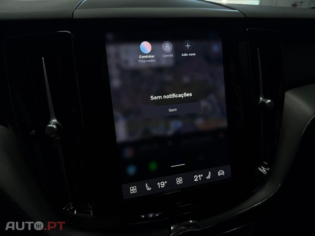 Volvo XC 60 2.0 T6 PHEV Black Edition AWD — fotografia 56