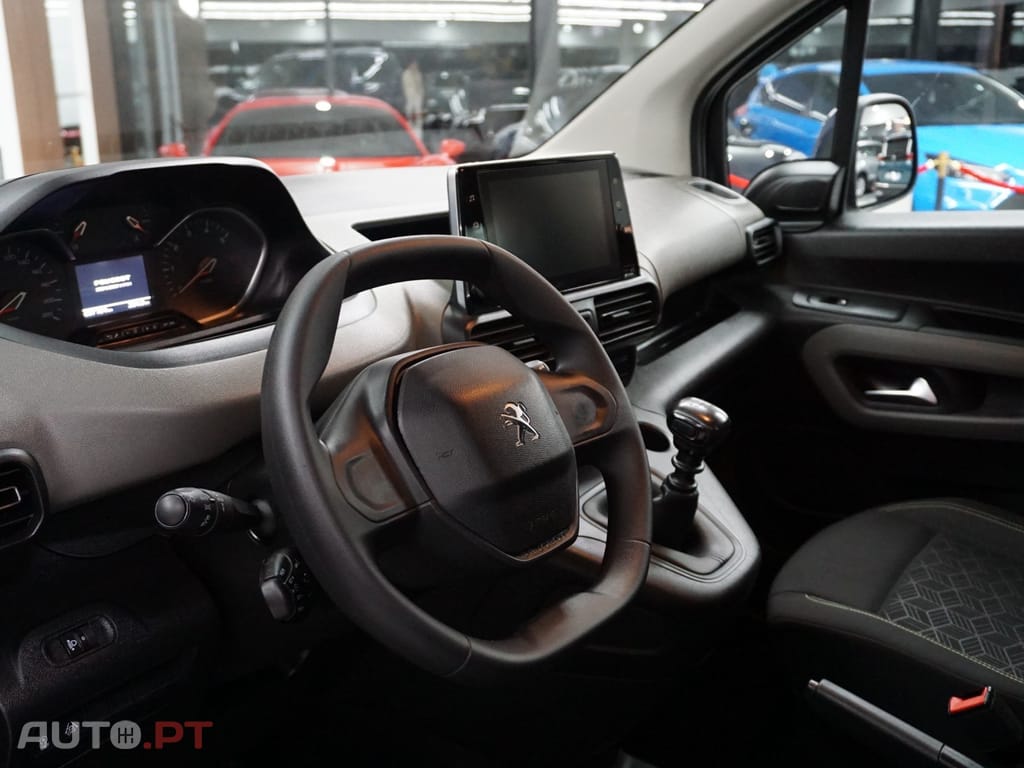 Peugeot Rifter 1.2 PureTech Allure