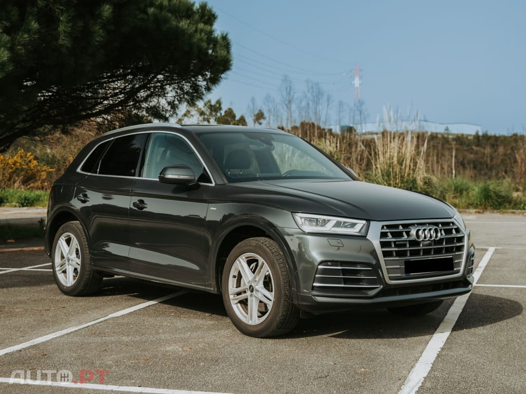 Audi Q5 50 TFSI e quattro S tronic sport