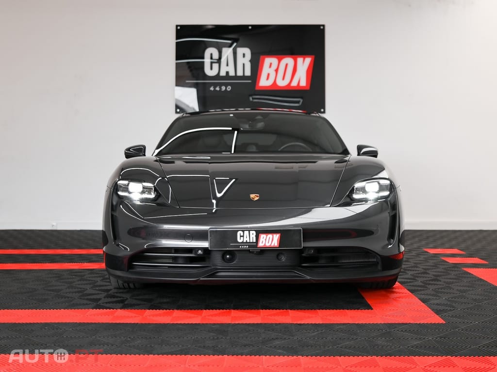 Porsche Taycan 4S