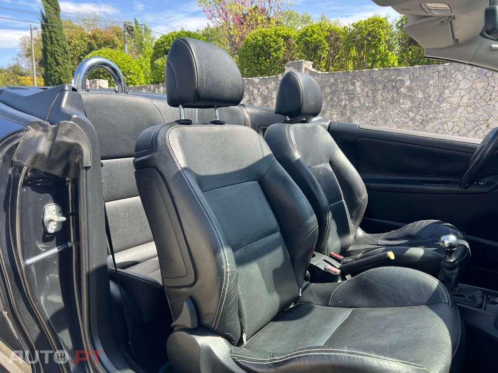 Peugeot 207 CC 1.6 HDi FAP Sport