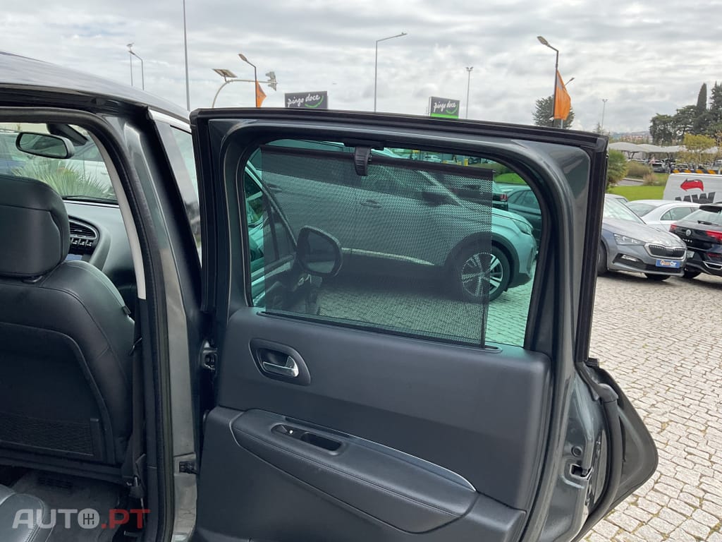 Peugeot 3008 1.6 HDi Premium