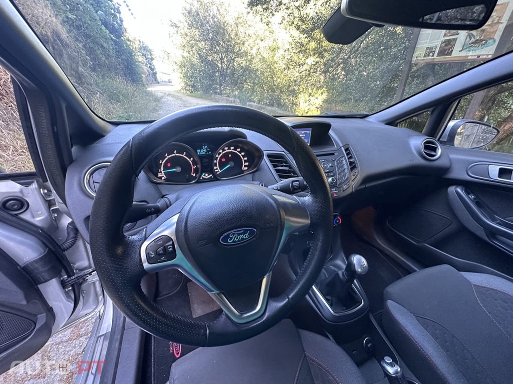 Ford Fiesta 1.0 EcoBoost S&S ST-LINE