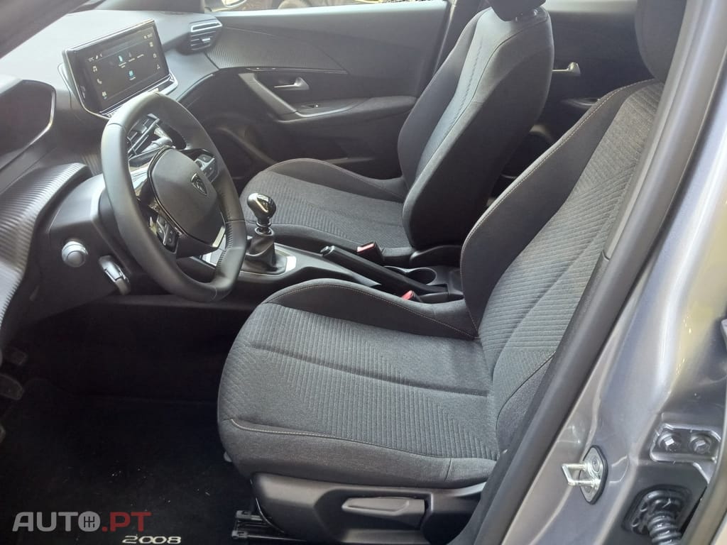 Peugeot 2008 1.2 PureTech Style