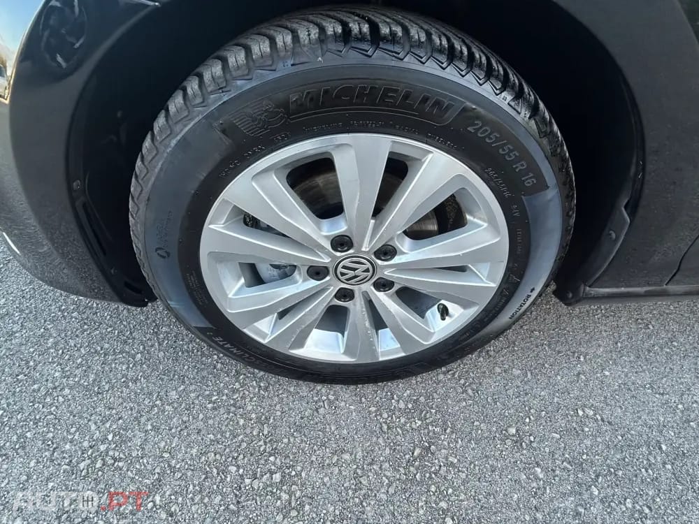 Volkswagen Golf 1.6 TDi Trendline DSG
