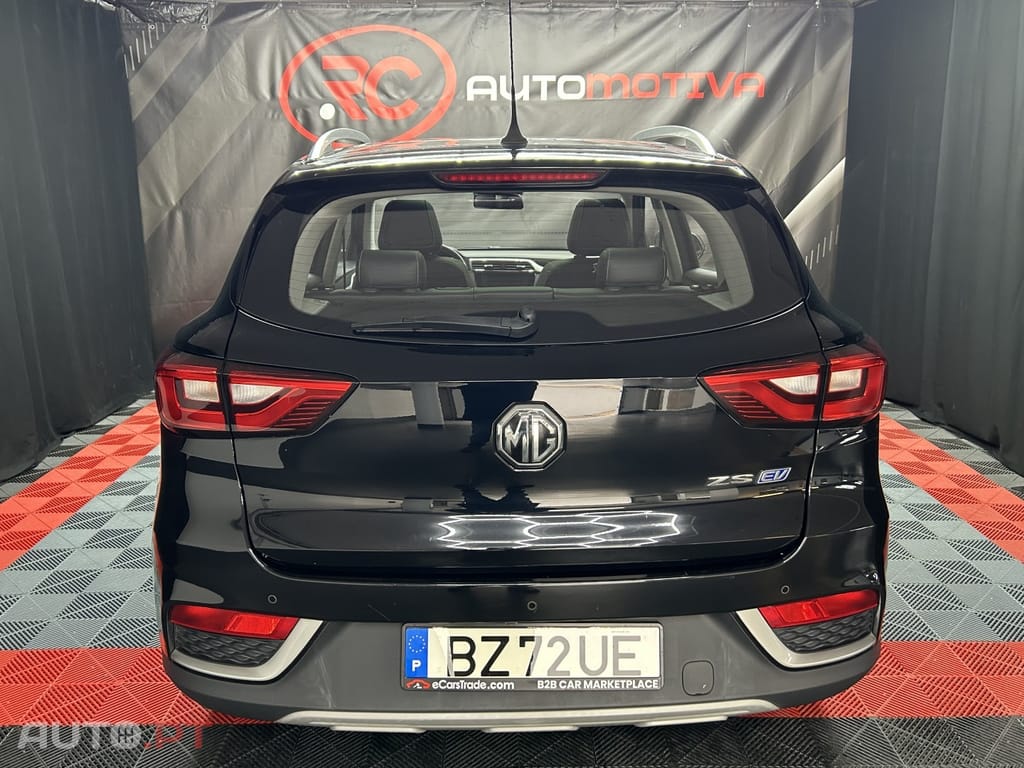 MG ZS EV 44.5 kWh Luxury