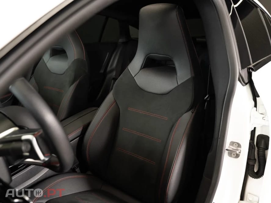 Mercedes-Benz CLA 250 e Shooting Brake AMG Line