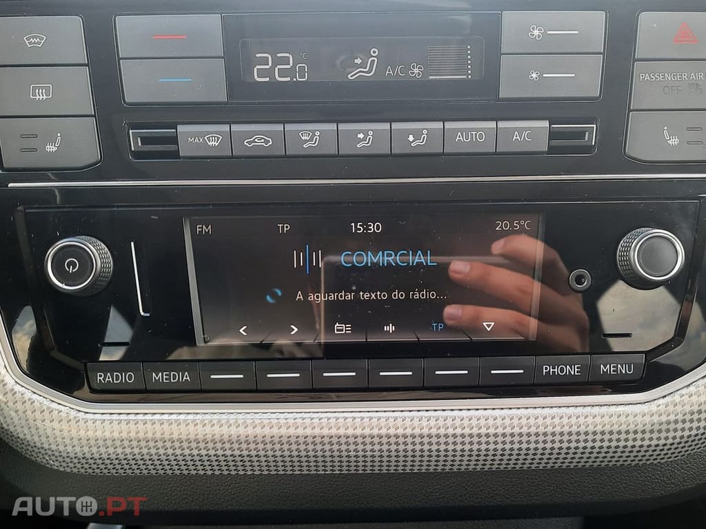 Volkswagen e-Up Entry