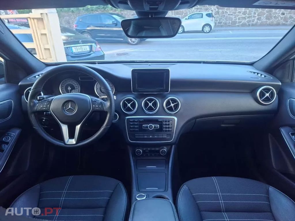 Mercedes-Benz A 200  Cdi 4matic 7g  Dct Streetstyle