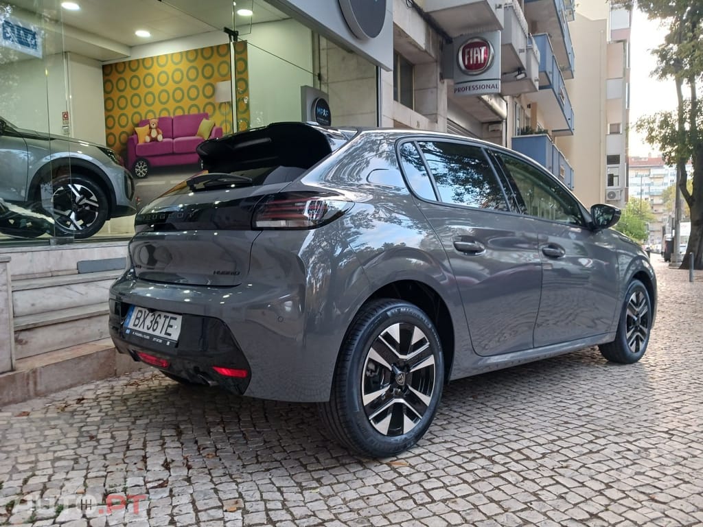 Peugeot 208 1.2 Hybrid Allure e-DCS6