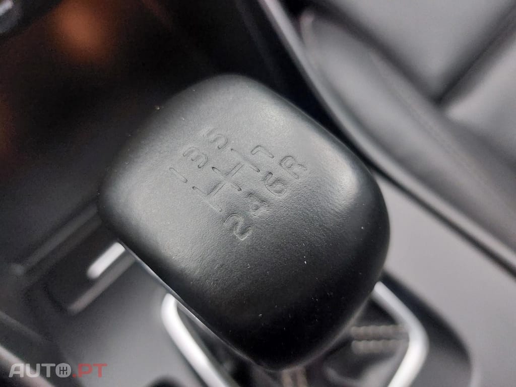 Volvo XC40 1.5 T2 Momentum Plus