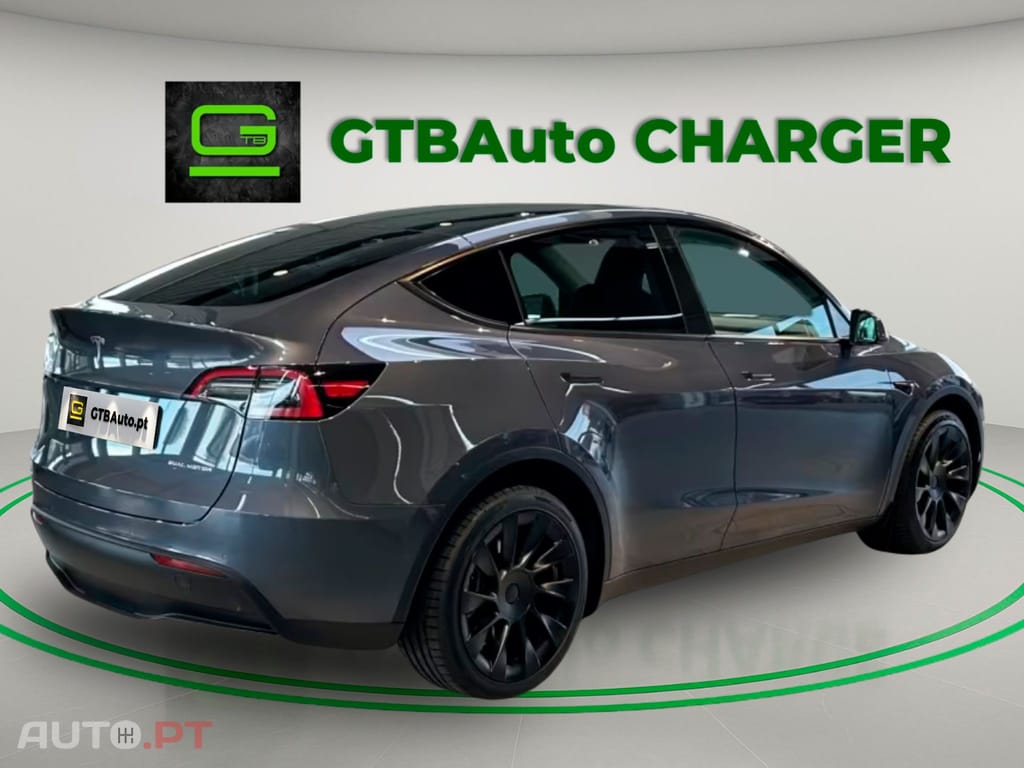 Tesla Model Y Long Range Dual AWD I.V.A DEDUTIVEL 