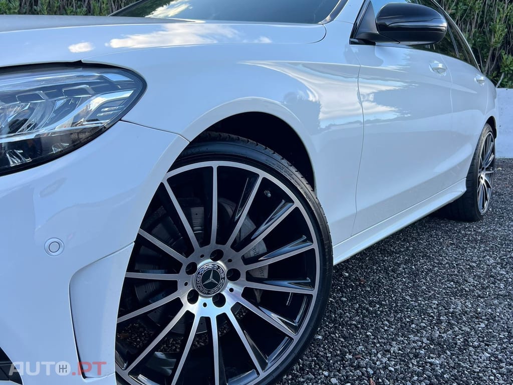 Mercedes-Benz C 200 AMG LINE