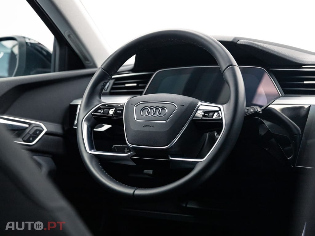 Audi E-Tron 50 quattro