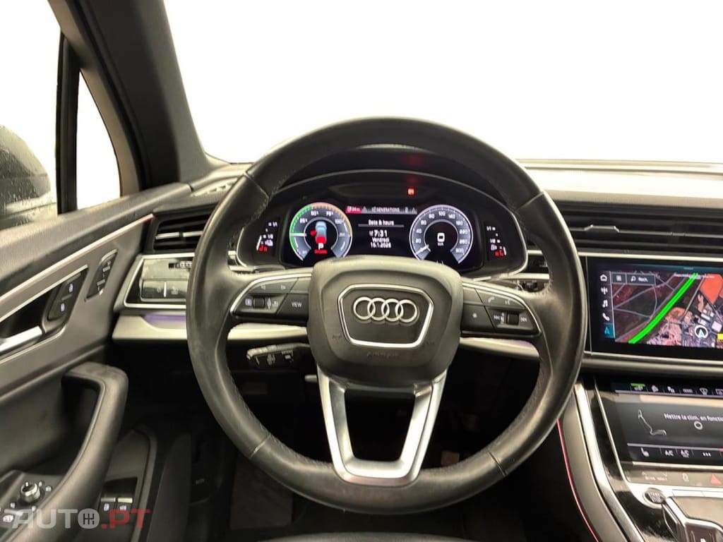 Audi Q7 55 TFSIe quattro Tiptronic