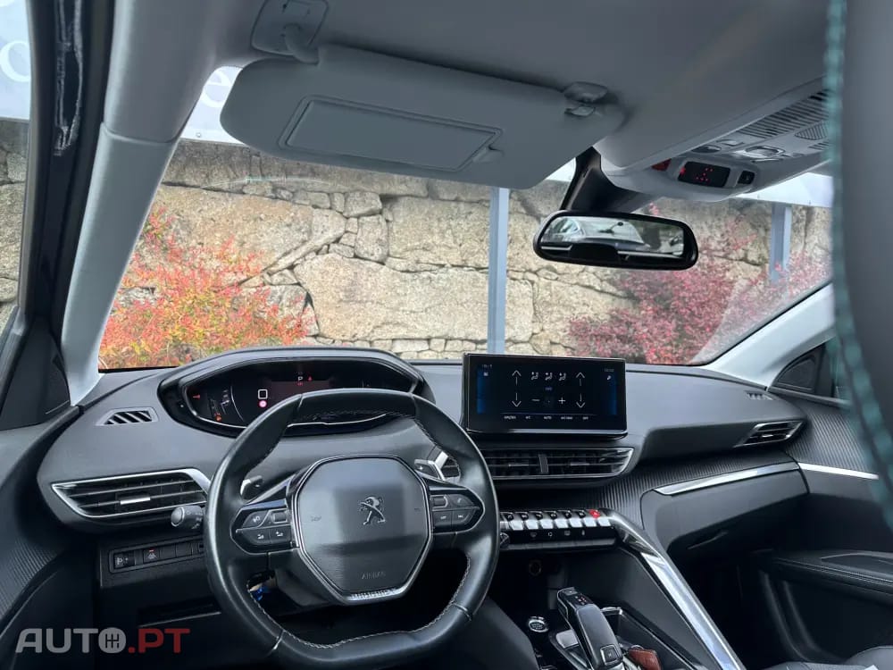 Peugeot 5008 1.5 BlueHDi Allure EAT8