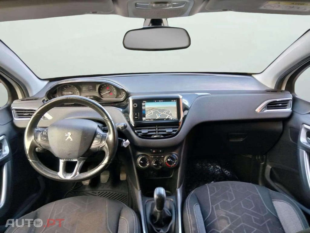 Peugeot 2008 1.2 PureTech Style