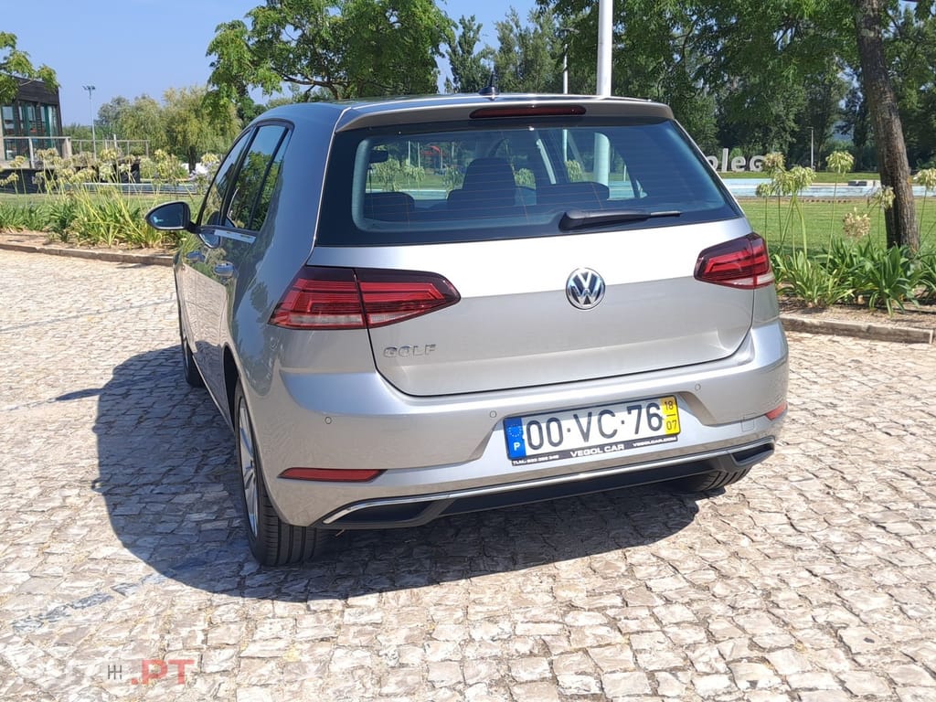 Volkswagen Golf 1.6 TDi Confortline