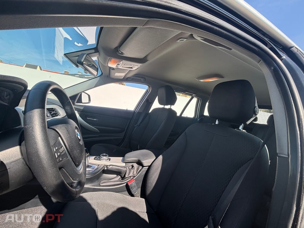BMW 318 d Touring Line Sport Shadow Auto