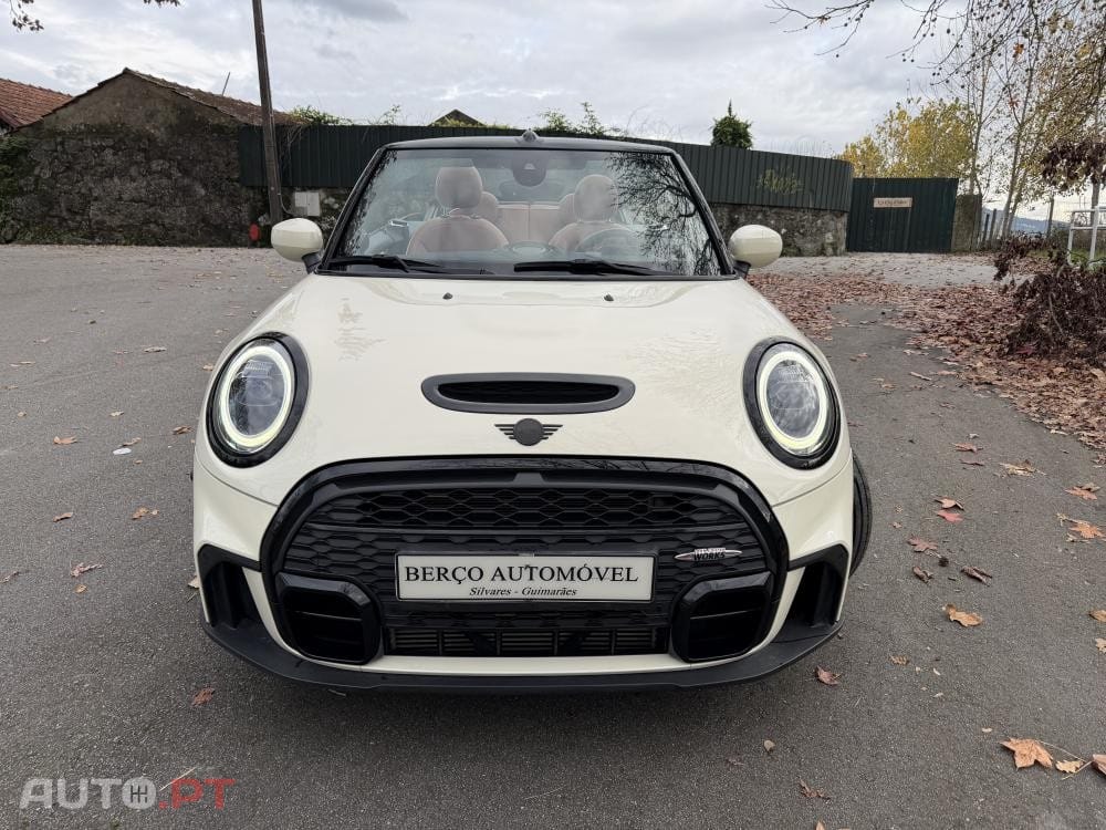 MINI Cabrio John Cooper Works Premium P. JCW Plus
