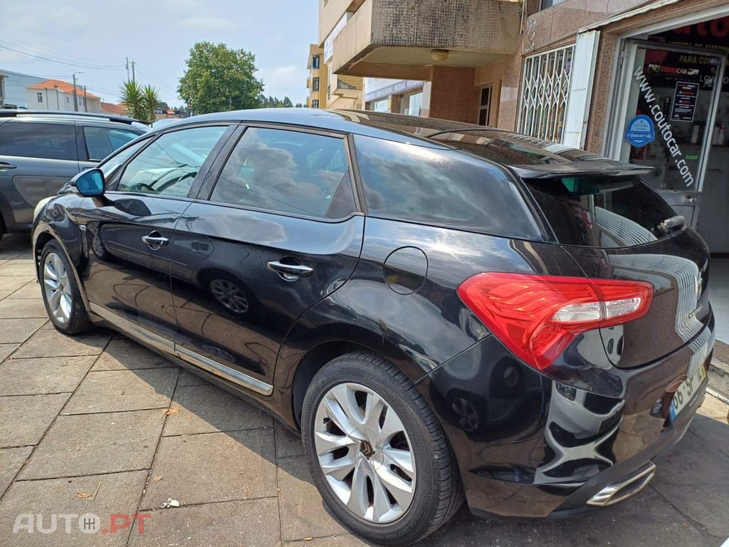 Citroen DS5 2.0 HDi Hybrid4 So Chic CMP6