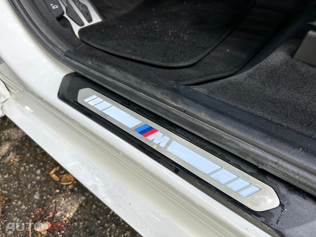 BMW iX3 M Sport Inspiring
