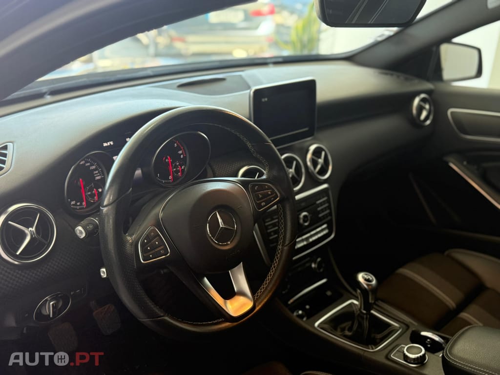 Mercedes-Benz A 180 d Urban