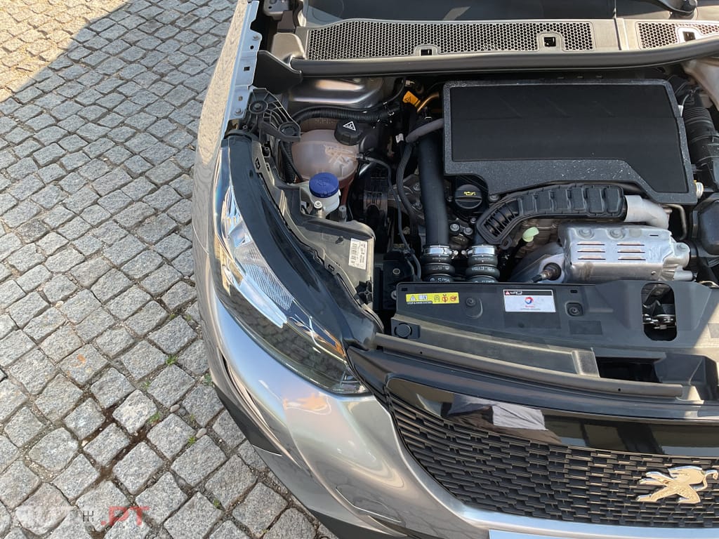 Peugeot 2008 1.2 PureTech Active Pack