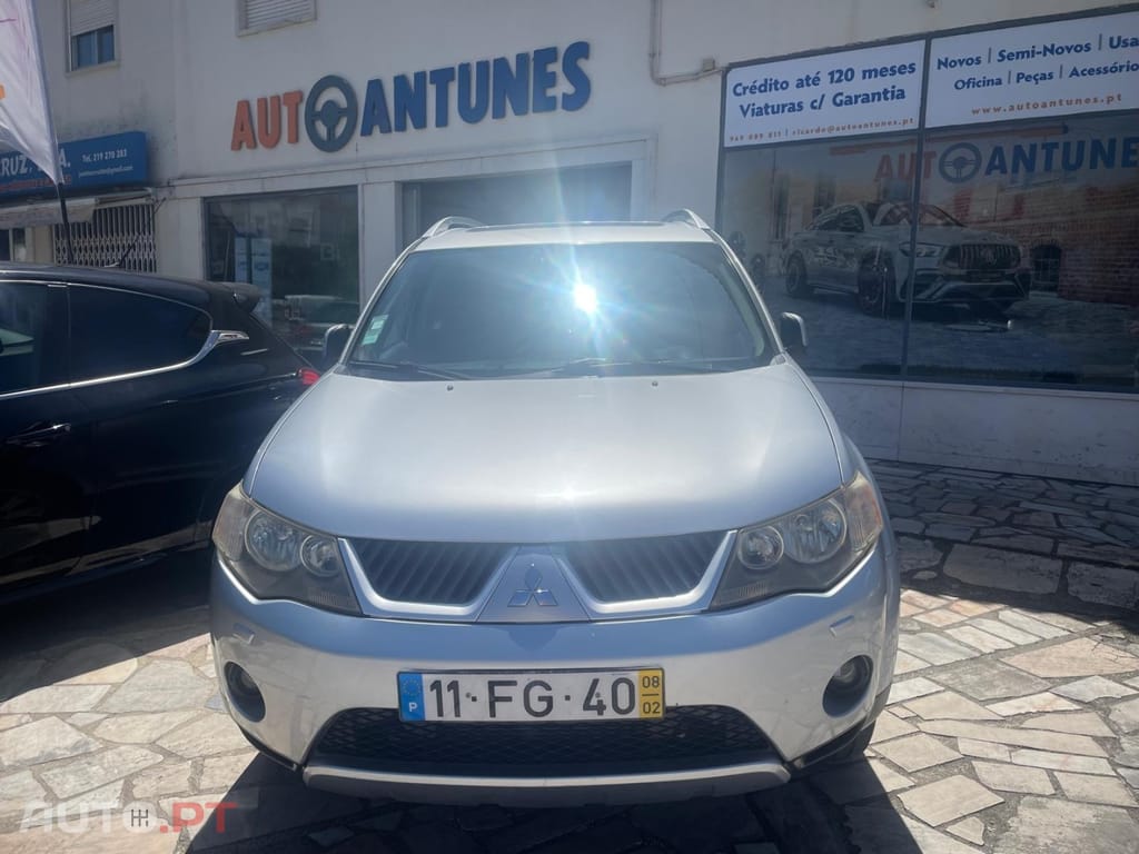 Mitsubishi Outlander 2.0 DI-D Instyle2 4WD