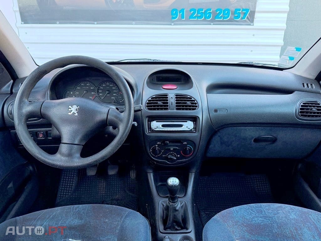 Peugeot 206 1.1 XR