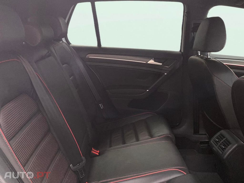 Volkswagen Golf GTI (BlueMotion ) DSG
