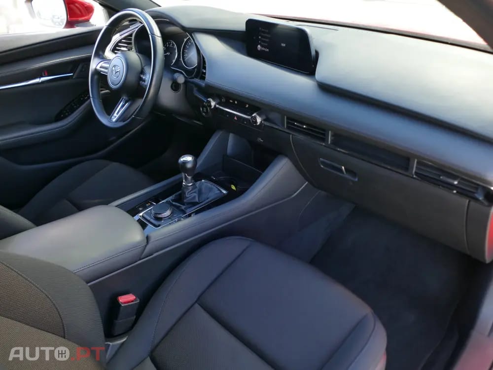 Mazda 3 2.0 e-Skyactiv-G Exclusive-line