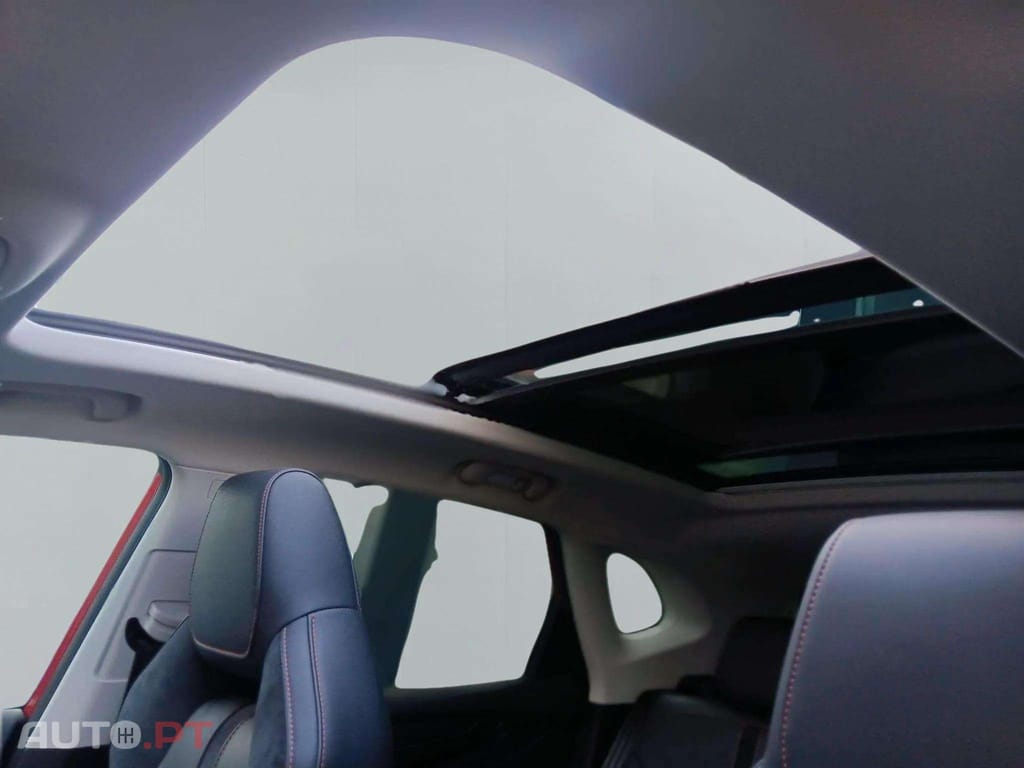 MG EHS LUXURY PHEV