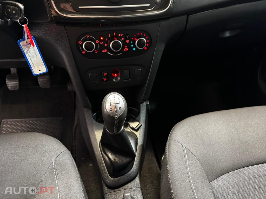Dacia Sandero 1.0 SCe Essential