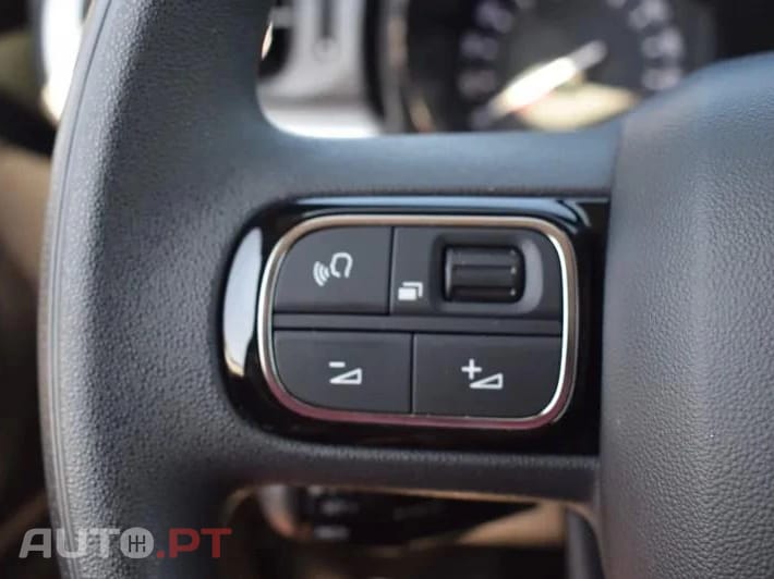 Citroen C3 1.2 PureTech Shine EAT6