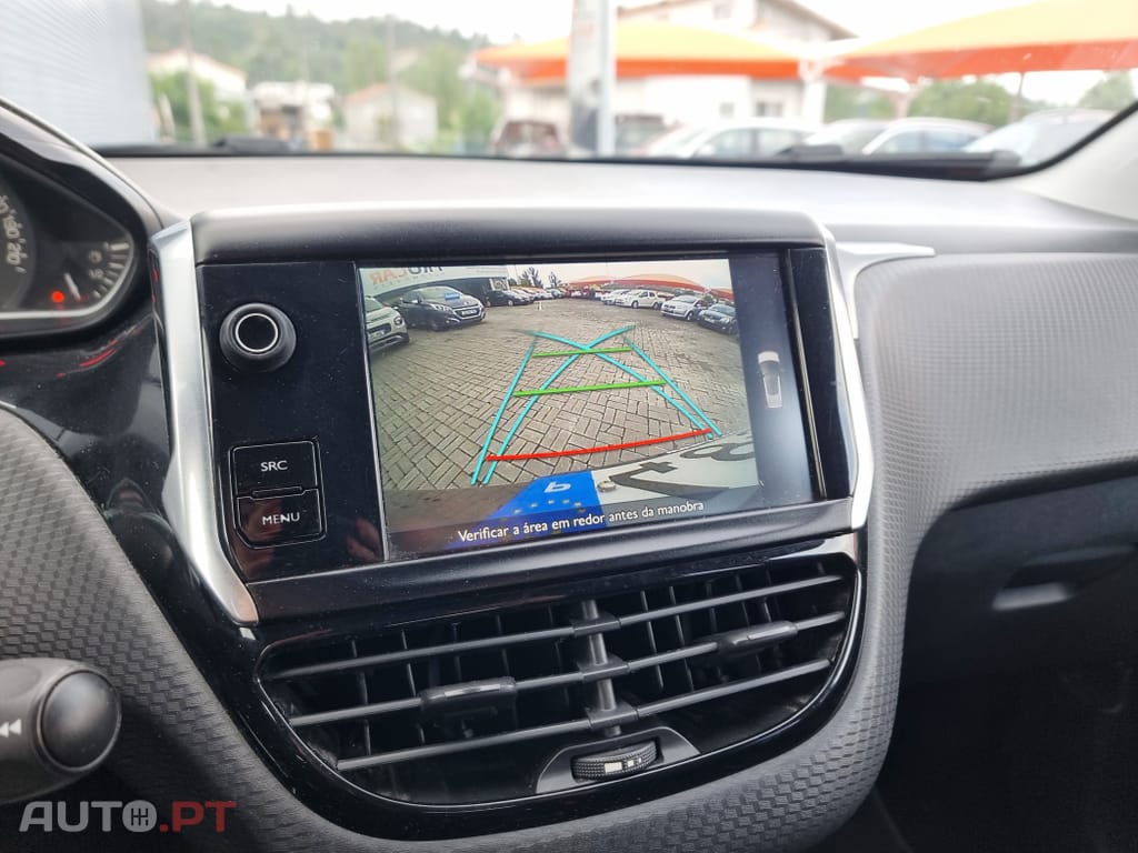 Peugeot 2008 1.6 BlueHDi Style