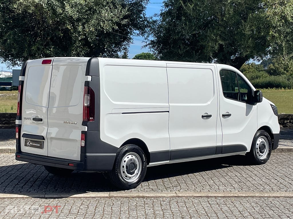 Renault Trafic 2.0 dCi Longa IVA Dedutível