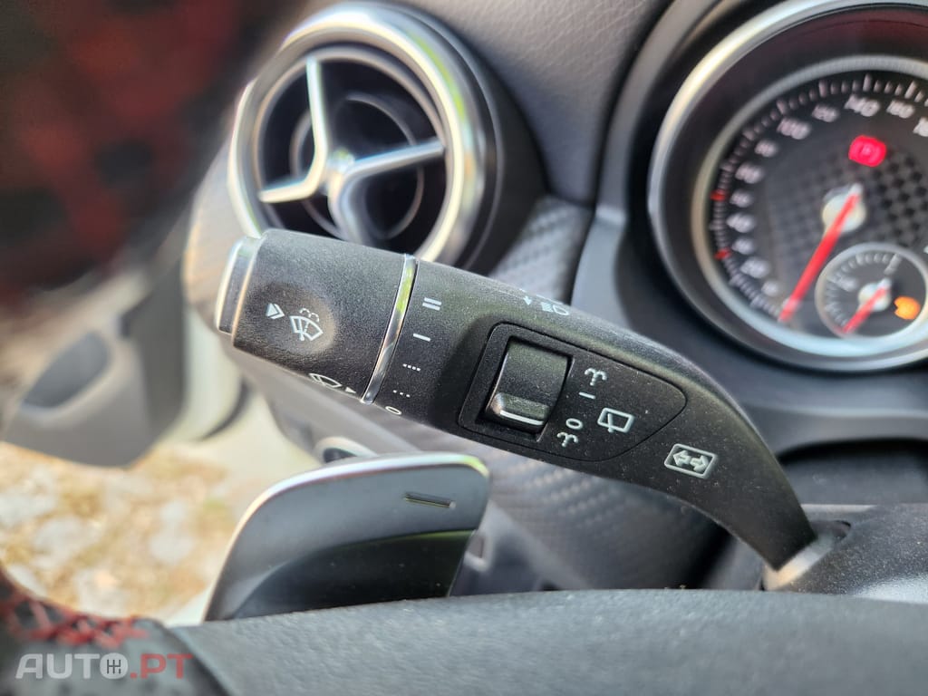 Mercedes-Benz A 180 d 7G-DCT AMG Line