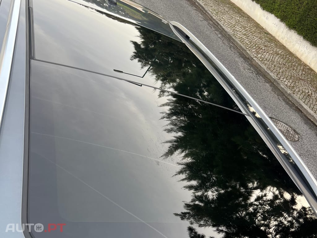 Volkswagen Touran Advance 1.6 TDI