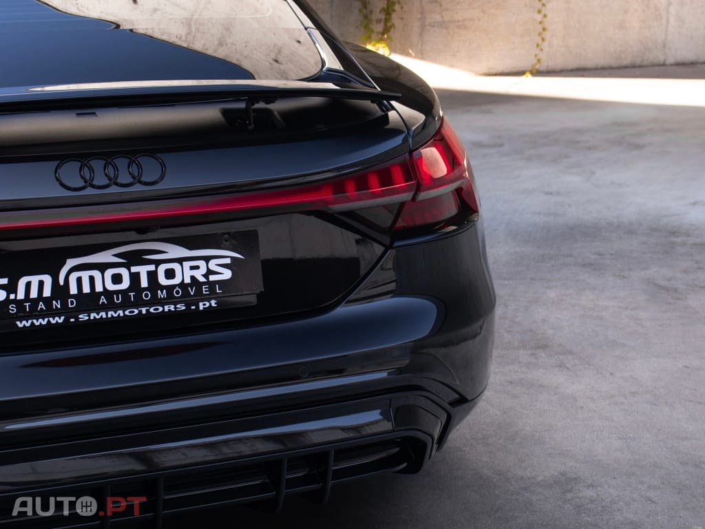 Audi E-Tron GT quattro