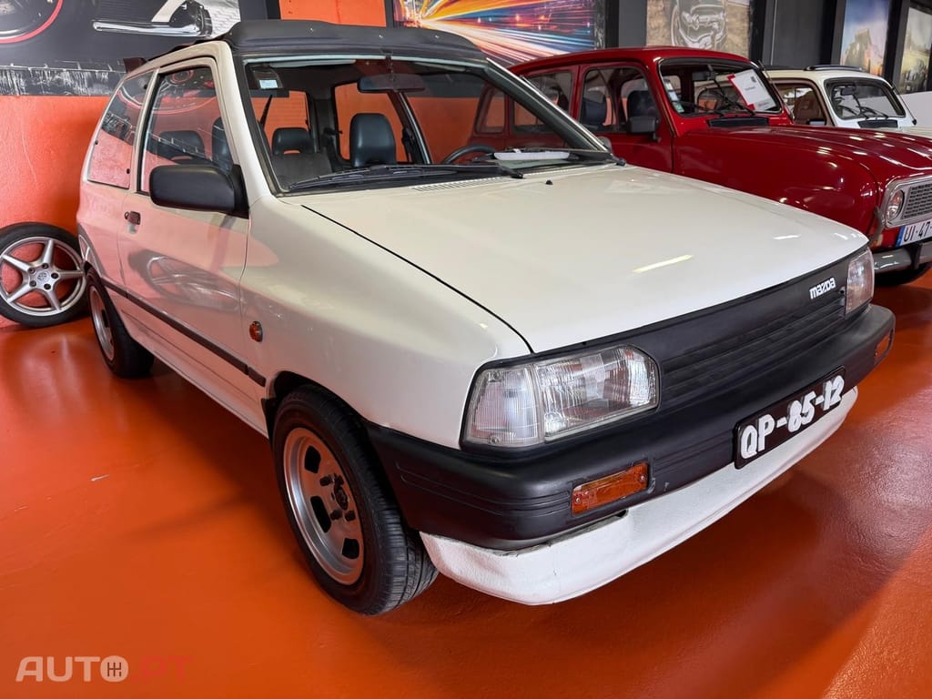 Mazda 121 1.1 Canvas Top