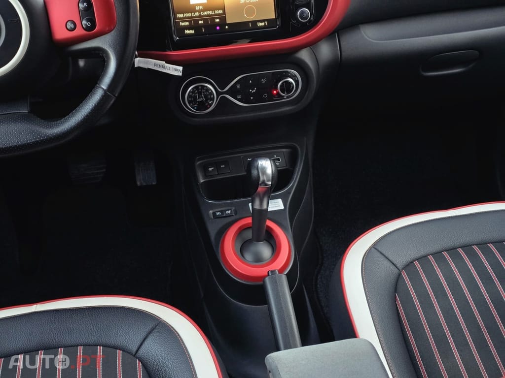 Renault Twingo 0.9 TCe Le Coq Sportif EDC