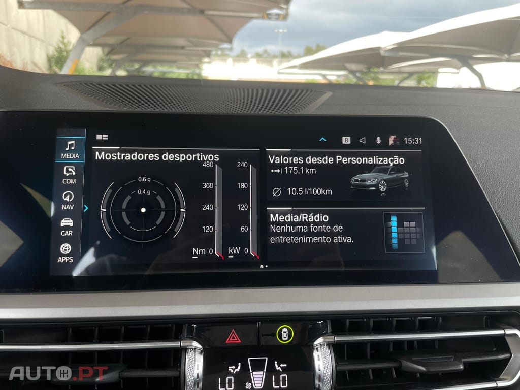 BMW 330 e iPerformance Advantage