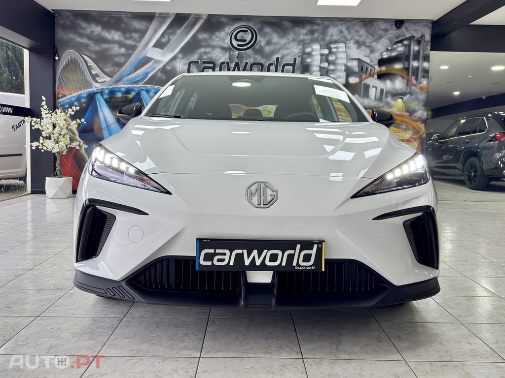 MG MG4 51 kWh Standard