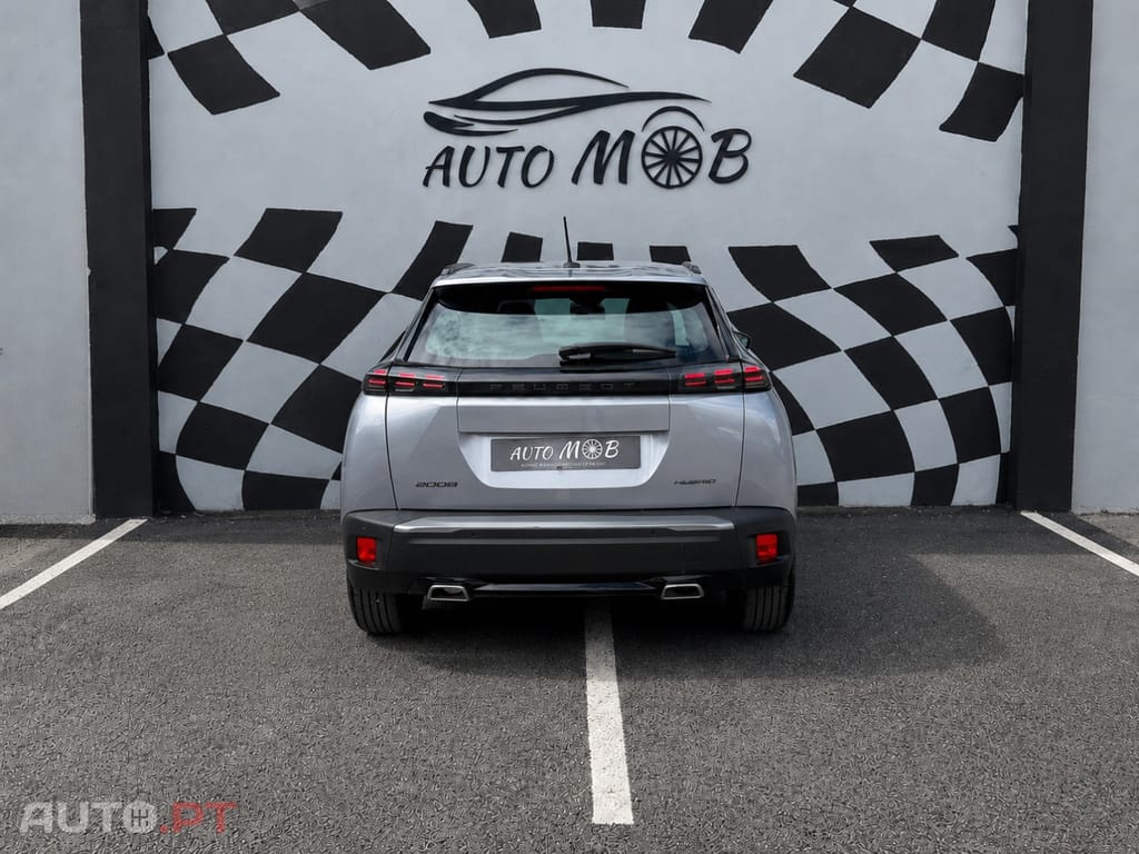 Peugeot 2008 1.2 Hybrid Style e-DCS6