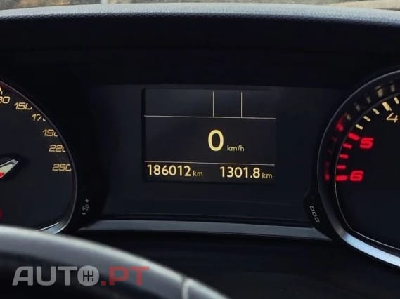 Peugeot 308 SW 1.6 BlueHDi STYLE