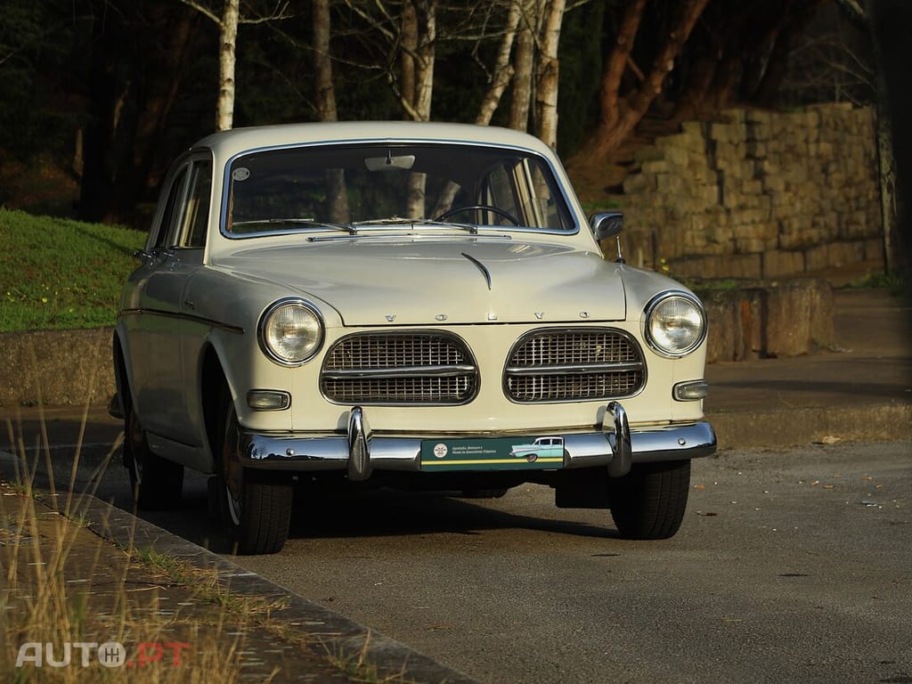 Volvo 122 S(Amazon)