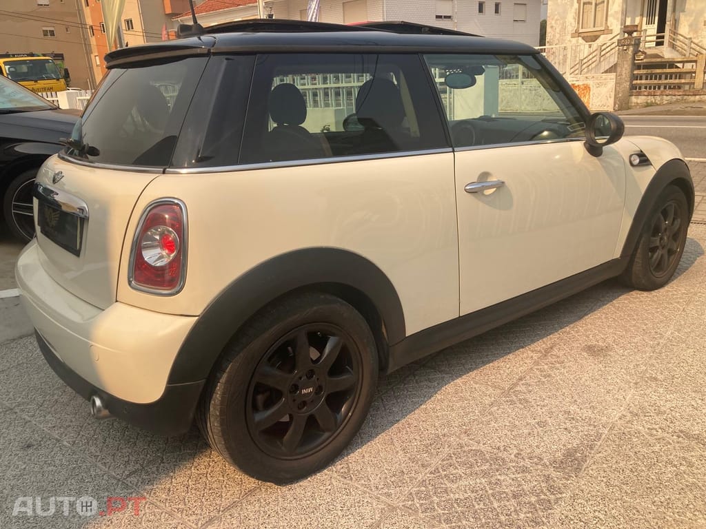 MINI Cooper d