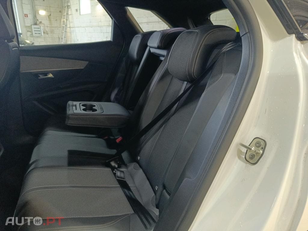 Peugeot 3008 1.5 BlueHDi GT EAT8